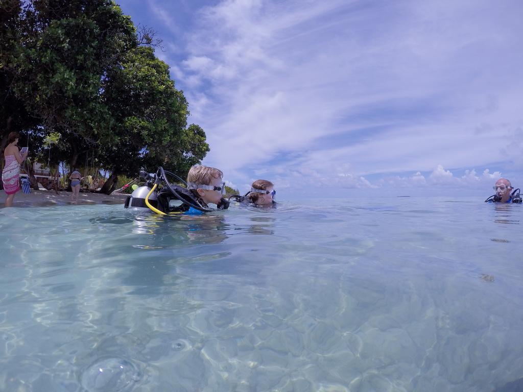 Aveyla Manta Village Dharavandhoo Exterior photo